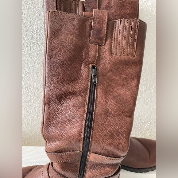 b.ø.c. Leather Boots - Picture 10 of 12